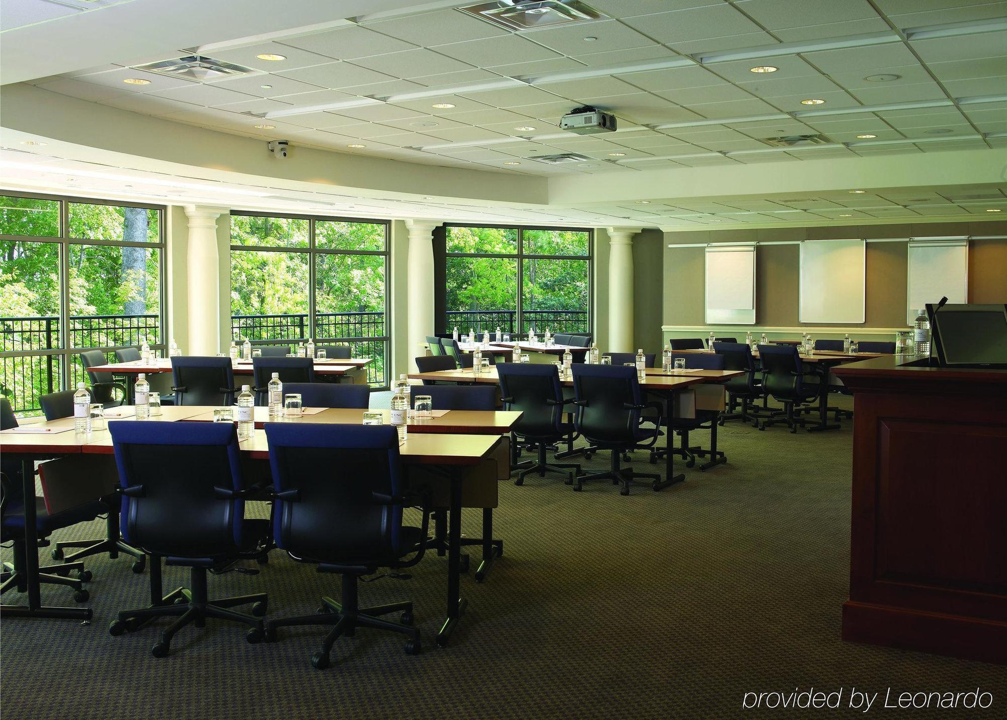 Rizzo Center, A Destination By Hyatt Hotel Τσάπελ Χιλ Εξωτερικό φωτογραφία